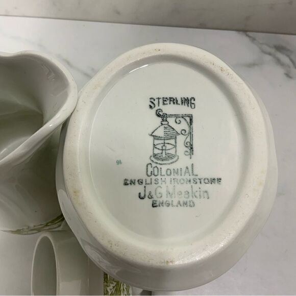VINTAGE Colonial J&G Meakin Creamer and Sugar set - Picture 3 of 4